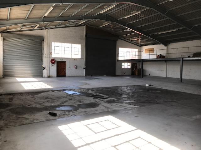To Let commercial Property for Rent in Paarden Eiland Western Cape